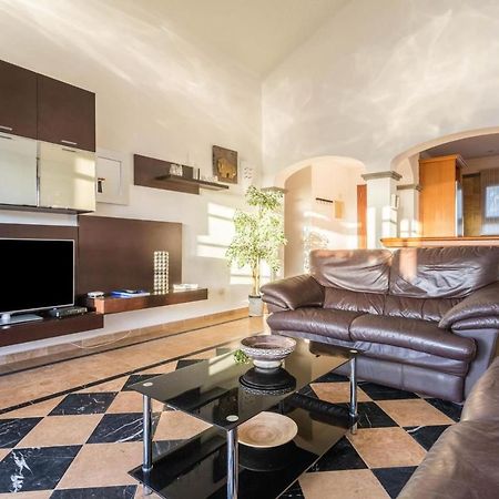 Villa Tania - Villa Independiente Con Piscina Privada Playa Blanca  Luaran gambar