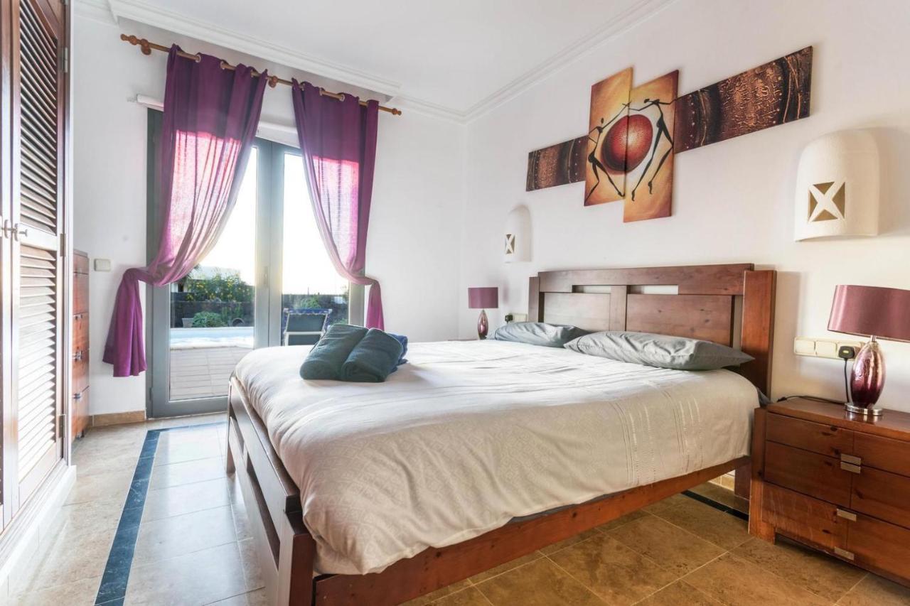 Villa Tania - Villa Independiente Con Piscina Privada Playa Blanca  Luaran gambar